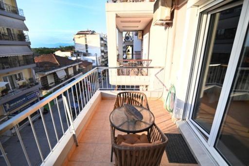 The Whole Packet Β3 Center With Parking Apartment Larissa Bagian luar foto